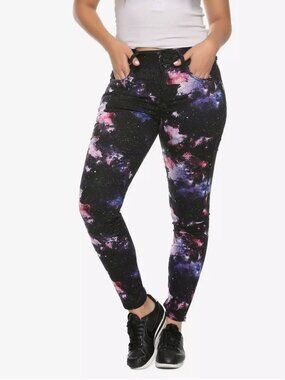 NWT Hot Topic Denim Galaxy Hi-Rise Super Skinny